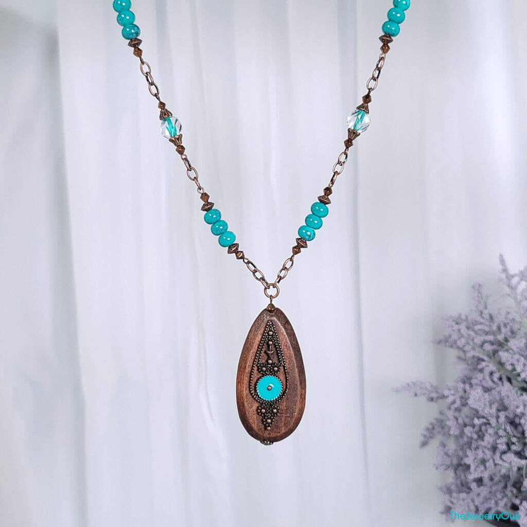 Turquoise and Brown Wood Pendant Necklace by The Jewelry Owl (thejewelryowl)