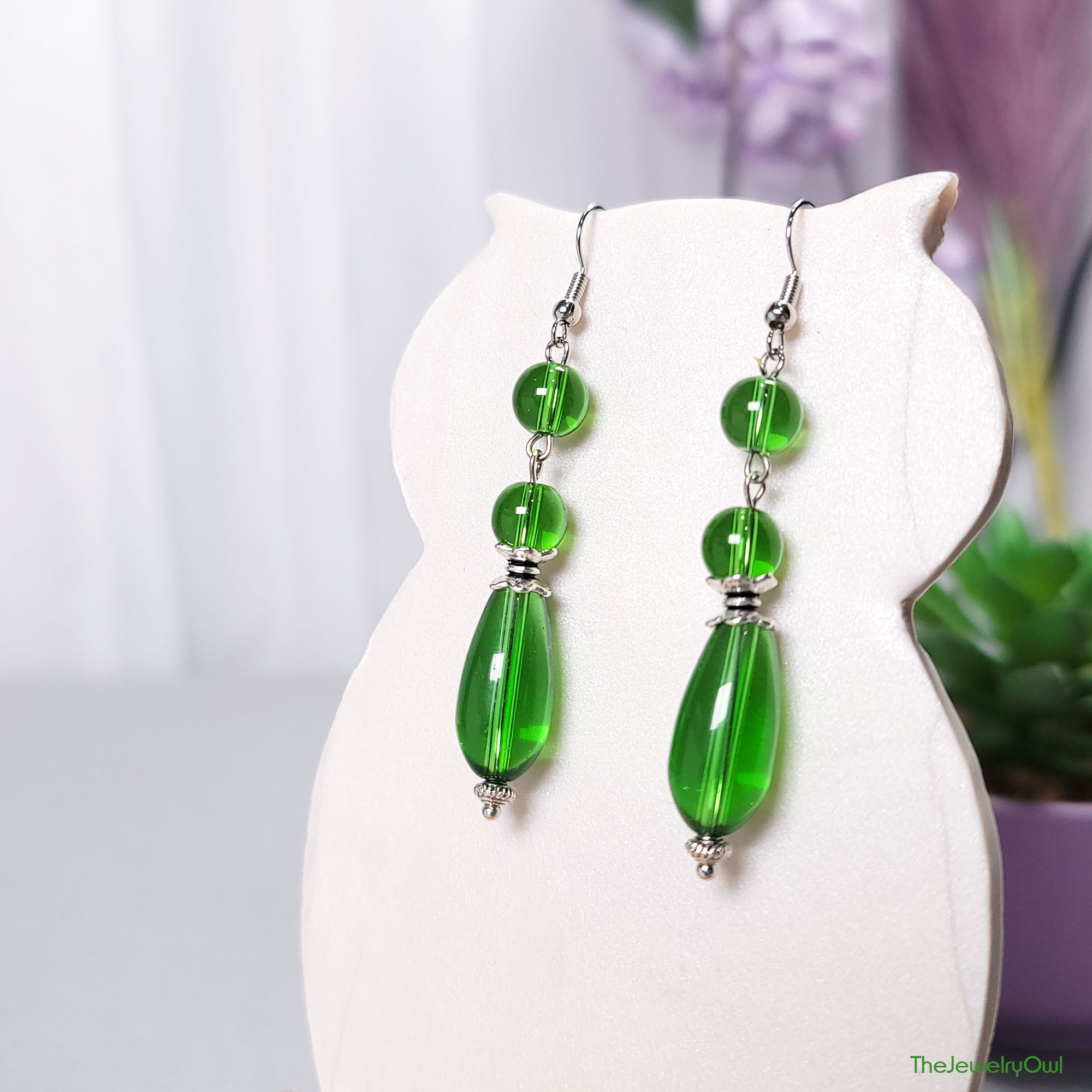Bright Green Glass Teardrop Earrings by The Jewelry Owl (thejewelryowl)