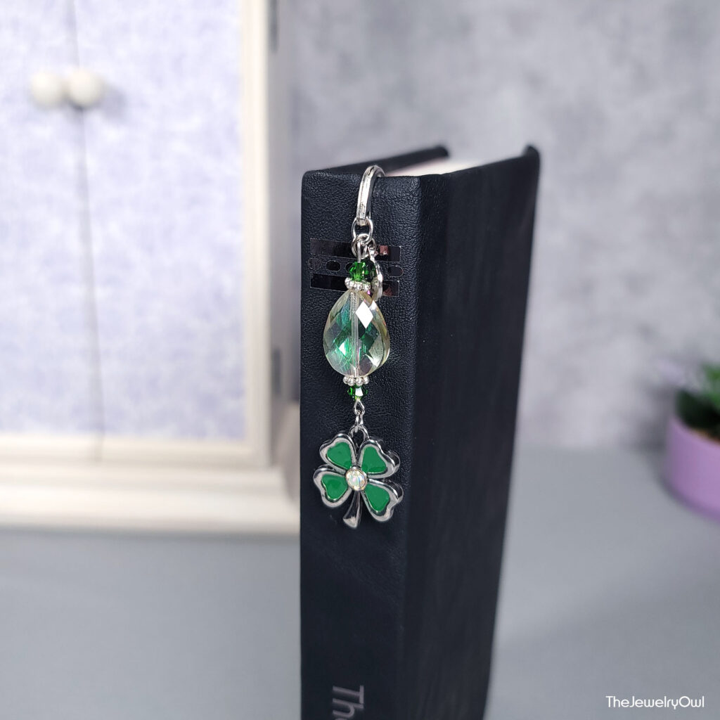 Four Leaf Clover Shepherd's Hook Bookmark by The Jewelry Owl (thejewelryowl)